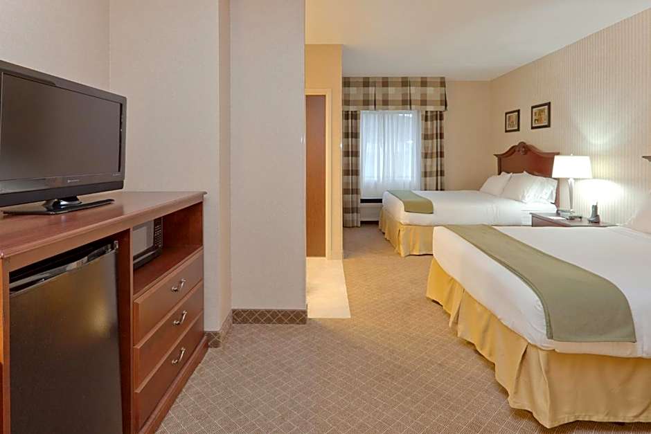 Holiday Inn Express Mentor Banquet Center By IHG