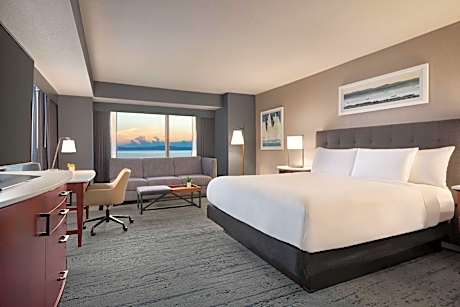 King Room with Panoramic Lake View