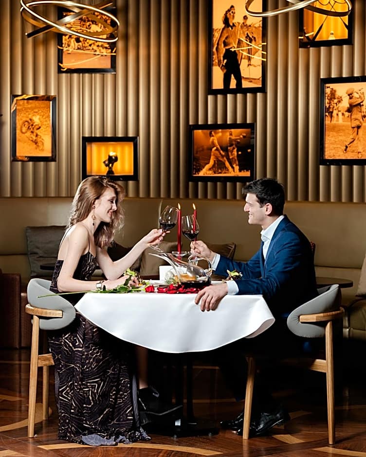 FLY INN BAKU