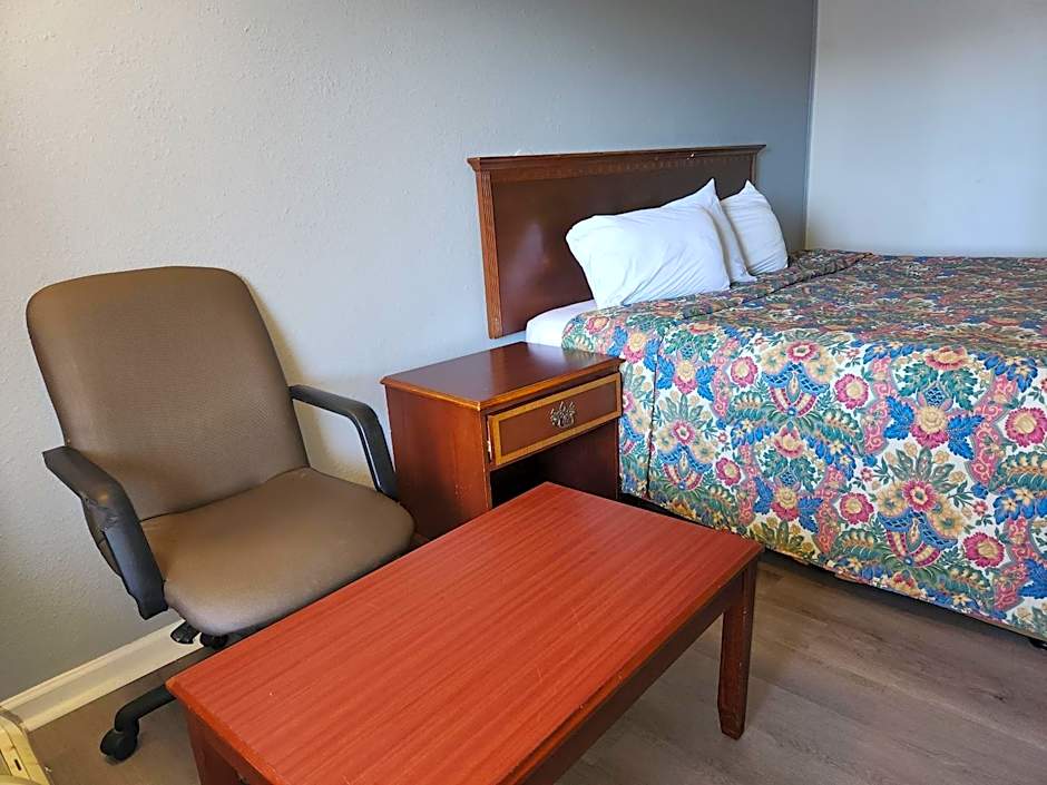 Rodeway Inn Auburn Hills - Detroit