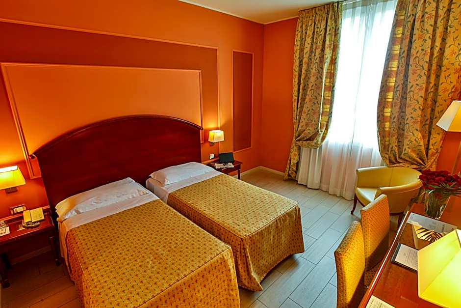 Savoia Hotel Regency