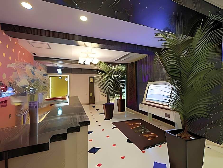 Hotel Fine Garden Suzuka - Free Parking