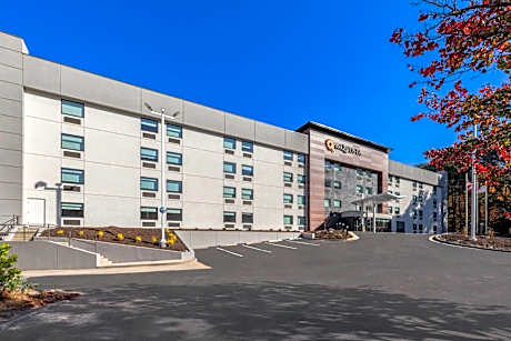 La Quinta Inn & Suites by Wyndham Atlanta Roswell