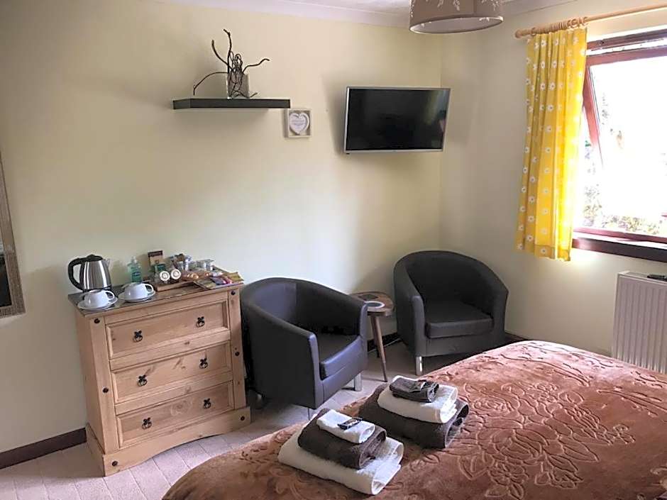 TOM BEAG - Ben Nevis view ROOMS