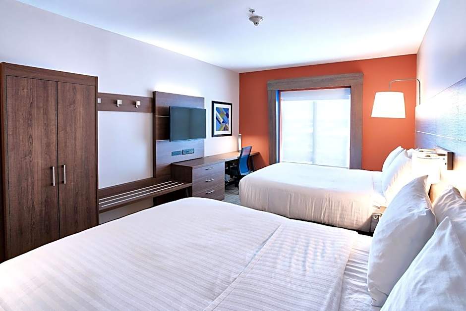 Holiday Inn Express Hotel & Suites Dieppe Airport By IHG