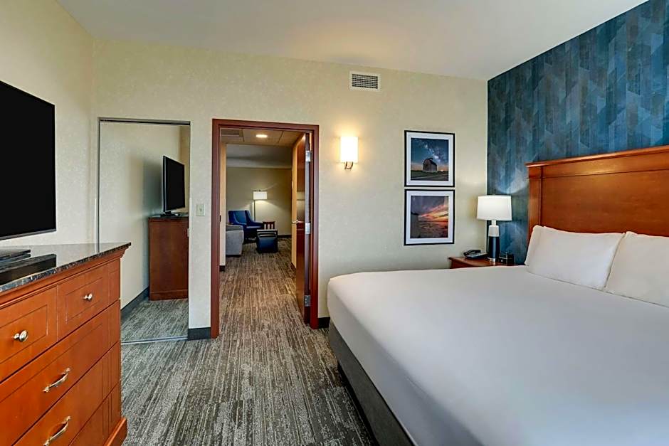 DRURY INN & SUITES MT VERNON