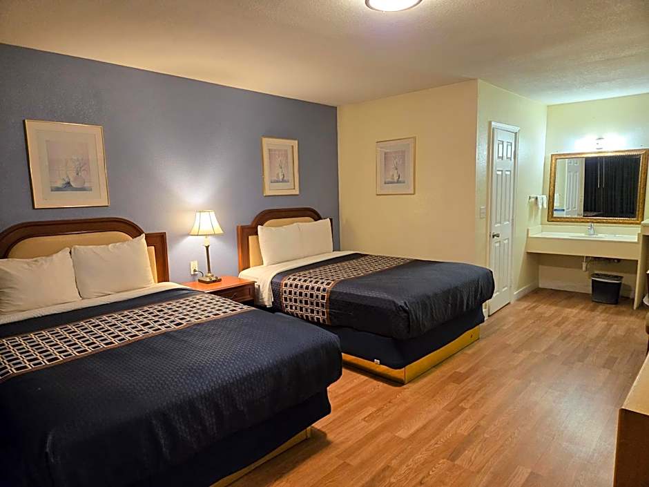 Rodeway Inn & Suites