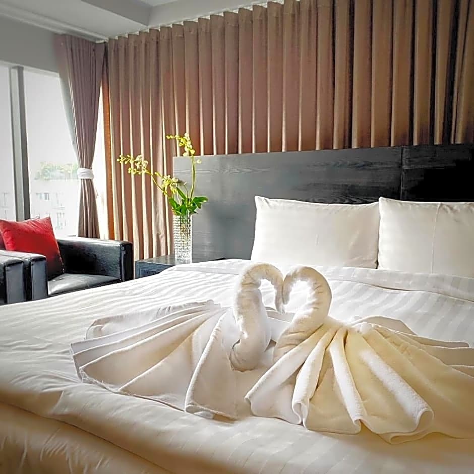 Ding Zheng International Business Hotel