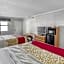OYO Hotel Pineville LA Hwy 165