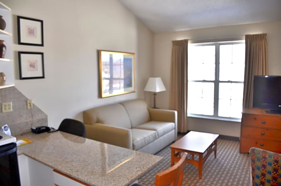 Cresthill Suites Syracuse