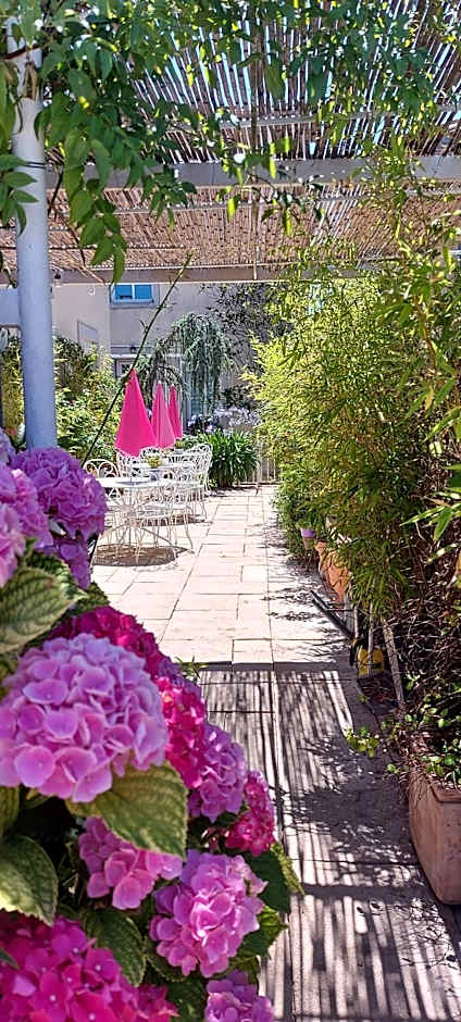 La Belle Vie B&B