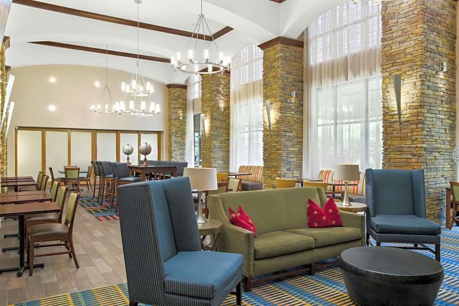 Hampton Inn By Hilton Columbus South Fort Moore