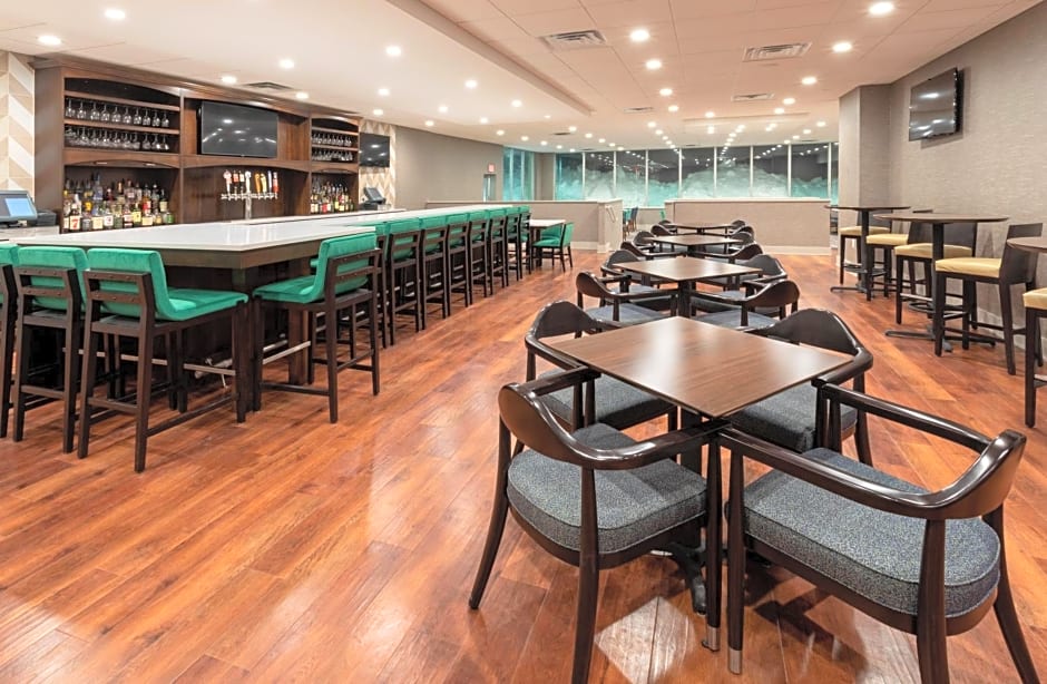 Holiday Inn Marquette By IHG