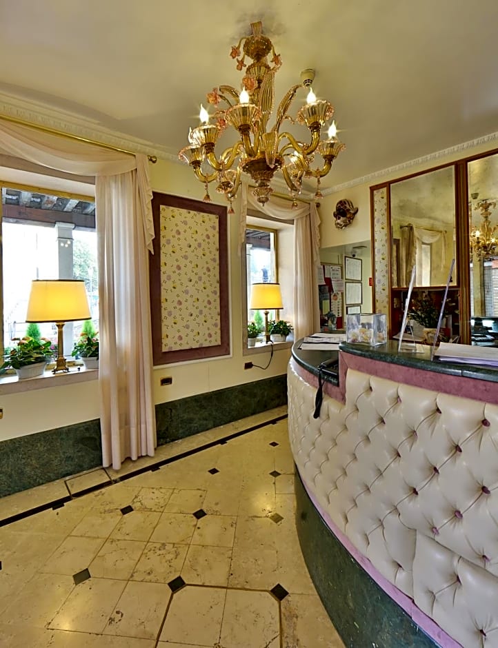 Hotel Arlecchino