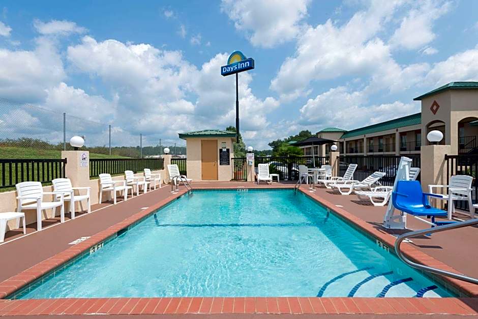 Days Inn by Wyndham Greenville
