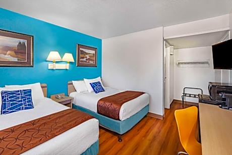 Double Room with Two Double Beds - Non-Smoking