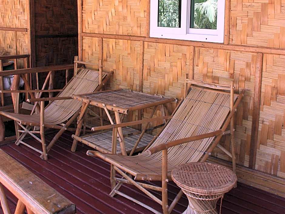 Soe Ko Ko Beach House & Restaurant