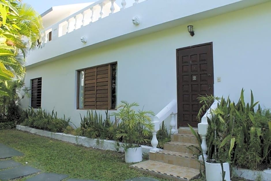 Villablanca Garden Beach Hotel