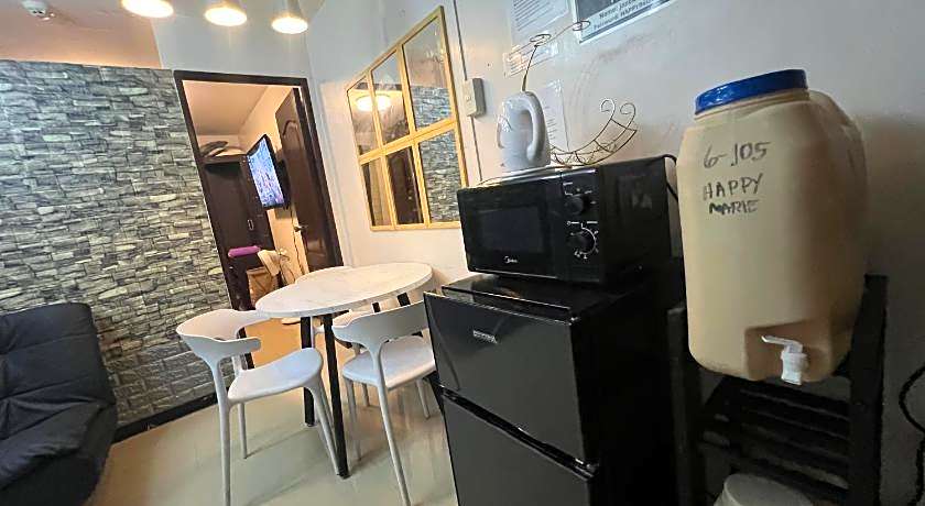 UNO'S Place with Karaoke,Wifi,Netflix and Balcony