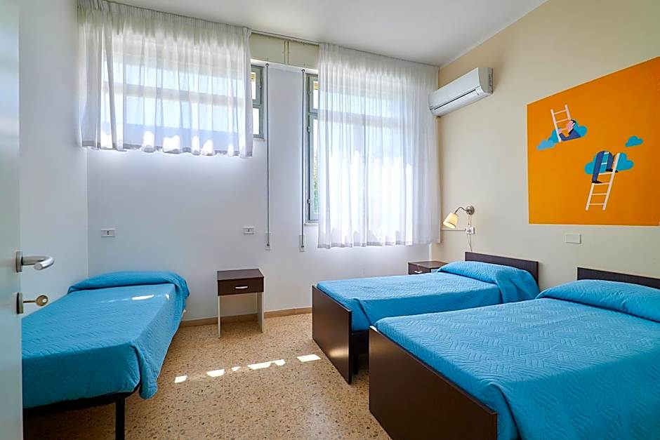 Soleē, Family Holidays & Hostelling