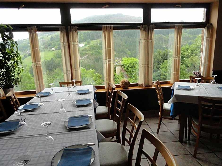 Hotel Restaurante Casa Petronila