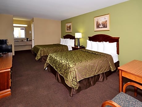Queen with 2 Queen Beds - Smoking