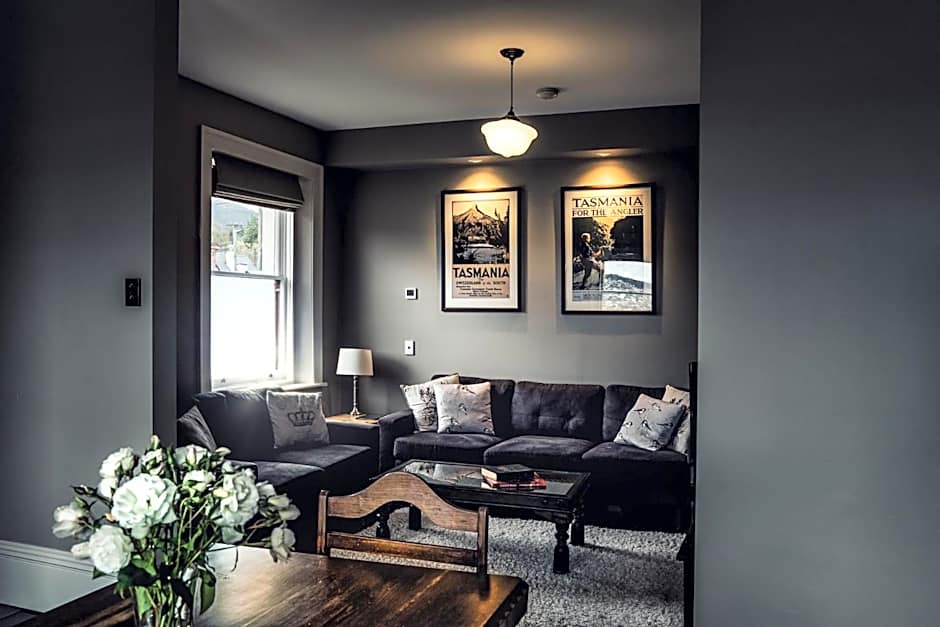 Old Bishop's Quarters