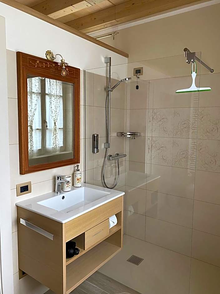 ROSETO HOLIDAYS AZZURRO