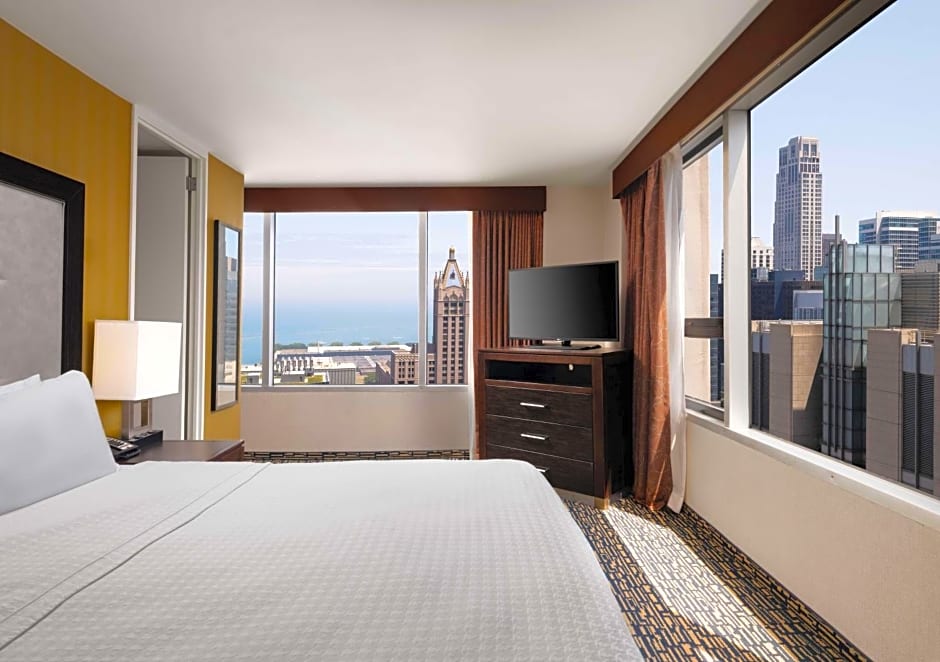 Homewood Suites By Hilton Chicago Downtown - Magnificent Mile