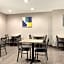 Microtel Inn & Suites By Wyndham Florence/Cincinnati Airport