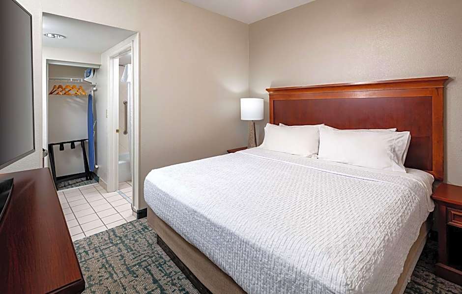 Homewood Suites By Hilton Jacksonville-South-St. Johns Ctr.