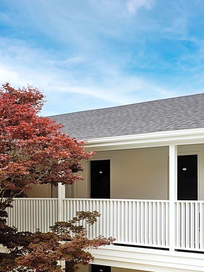 Parker Beach Lodge