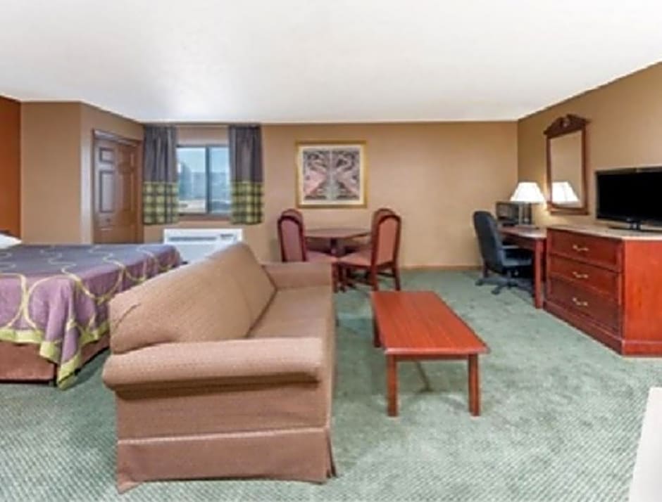 Super 8 by Wyndham Poplar Bluff Missouri