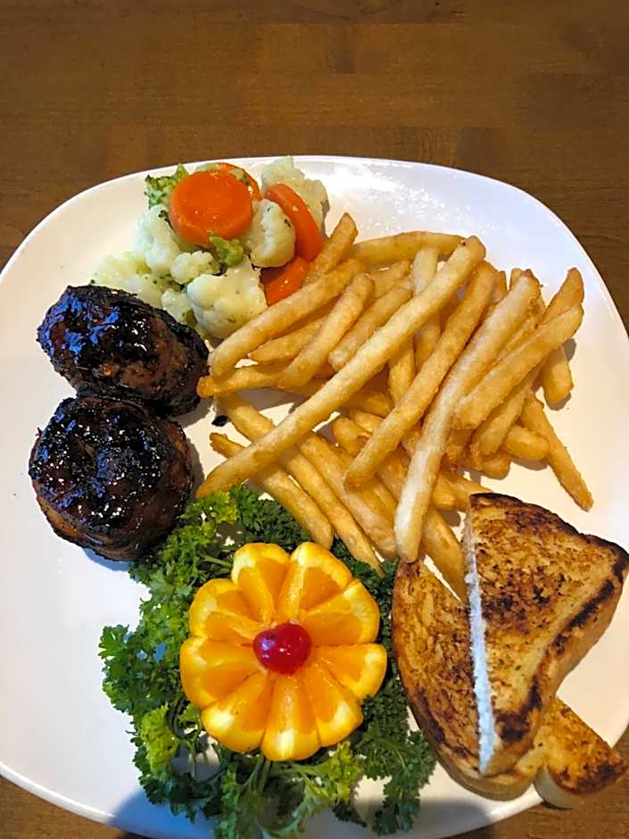 Travelodge by Wyndham Weyburn