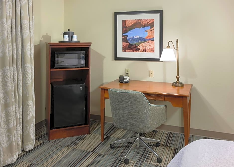 Hampton Inn & Suites Colorado Springs/I-25 South