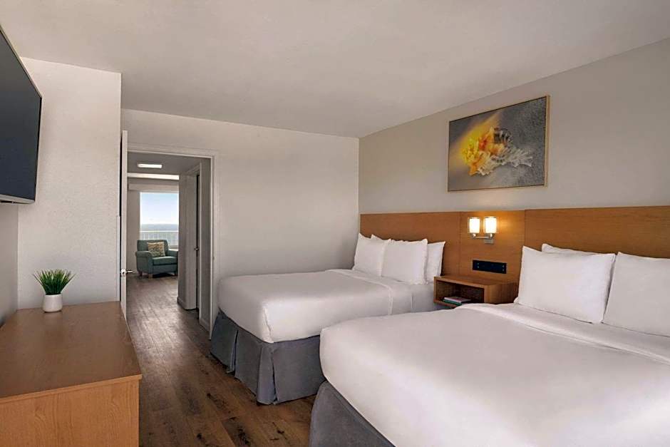 Radisson Beachfront Hotel - Panama City Beach