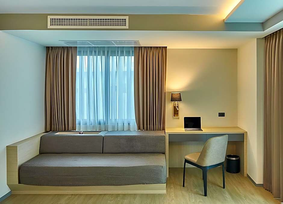 Samyan Serene Hotel
