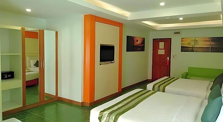 Lucky Green View Hotel (SHA Extra Plus)