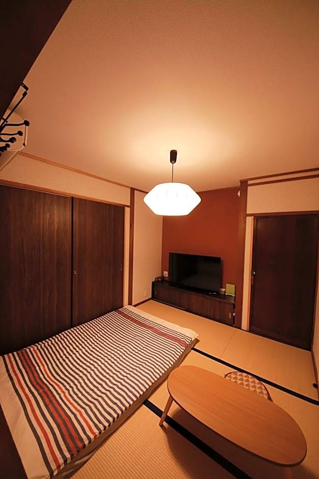 Kinkaku