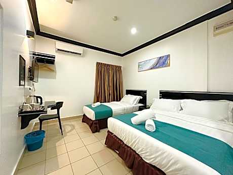 Deluxe Family Room