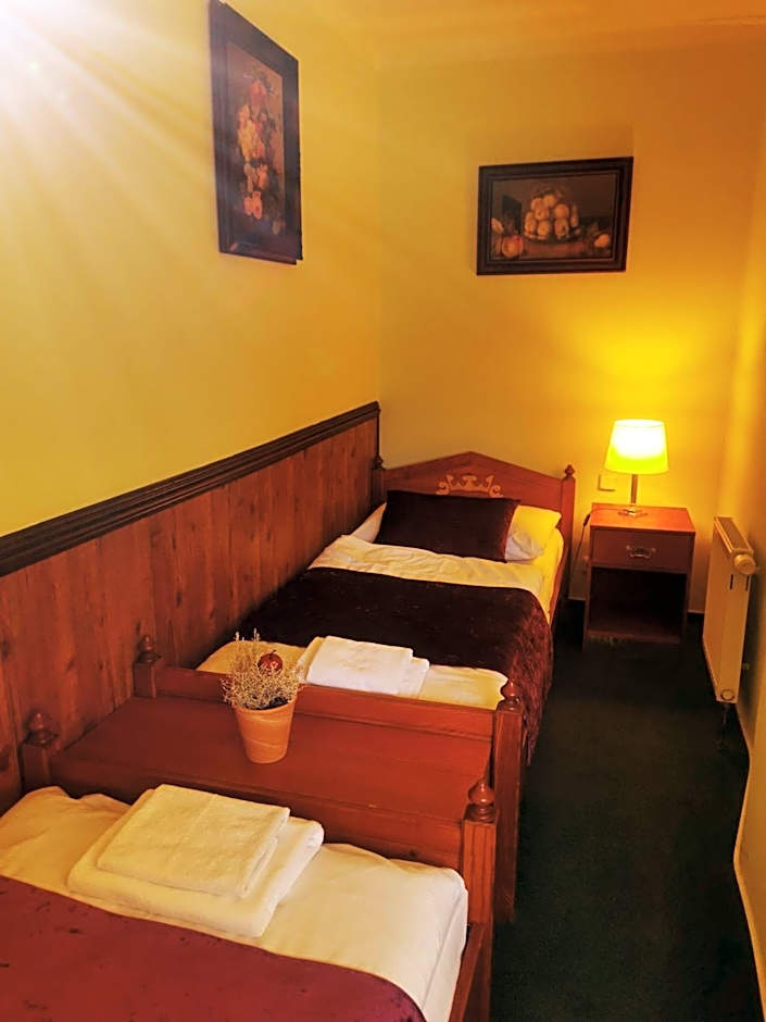 River Star Hotel