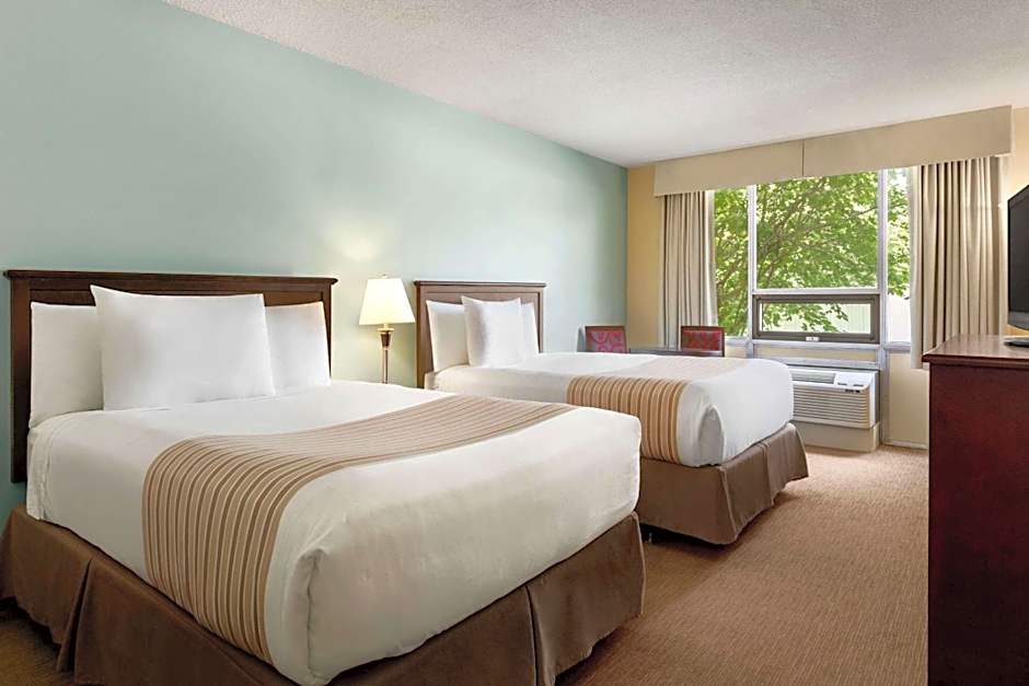 Travelodge by Wyndham Sydney