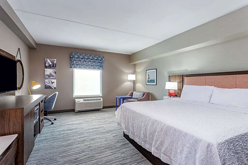Hampton Inn By Hilton & Suites Kittery