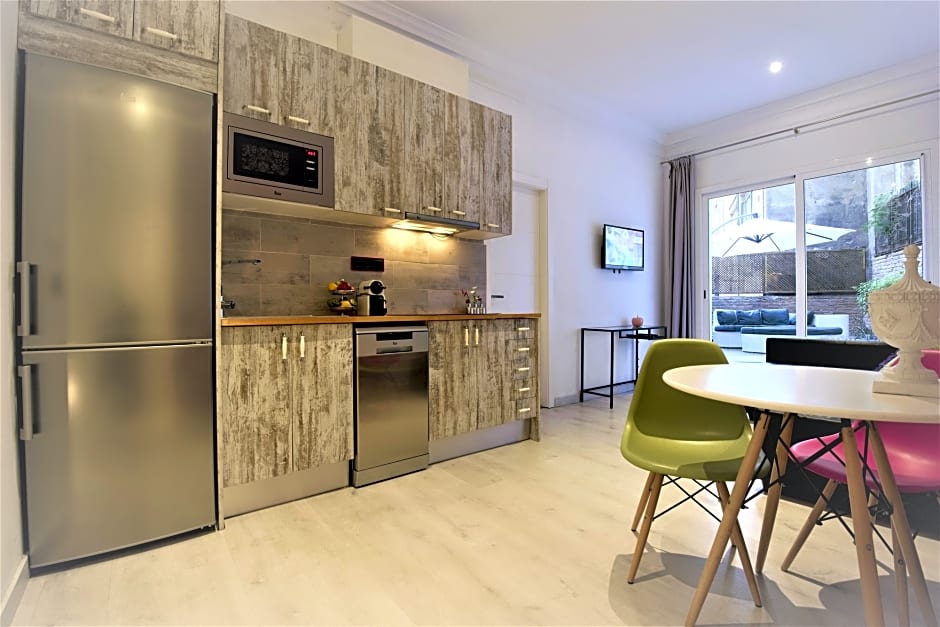 Dreamkeys Apartments & Suites