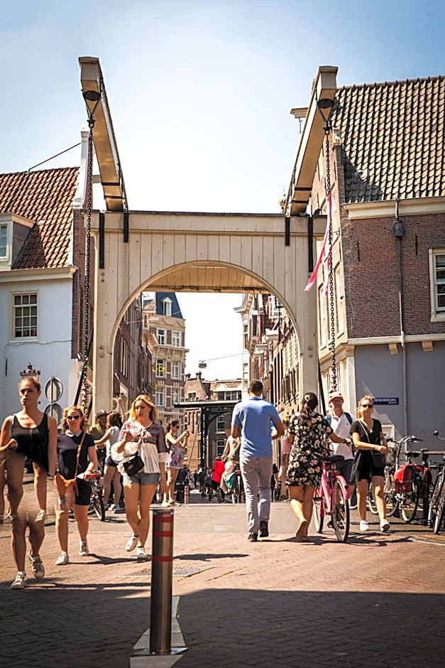 Zwanestein Canal House