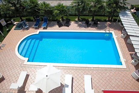 Hotel Master