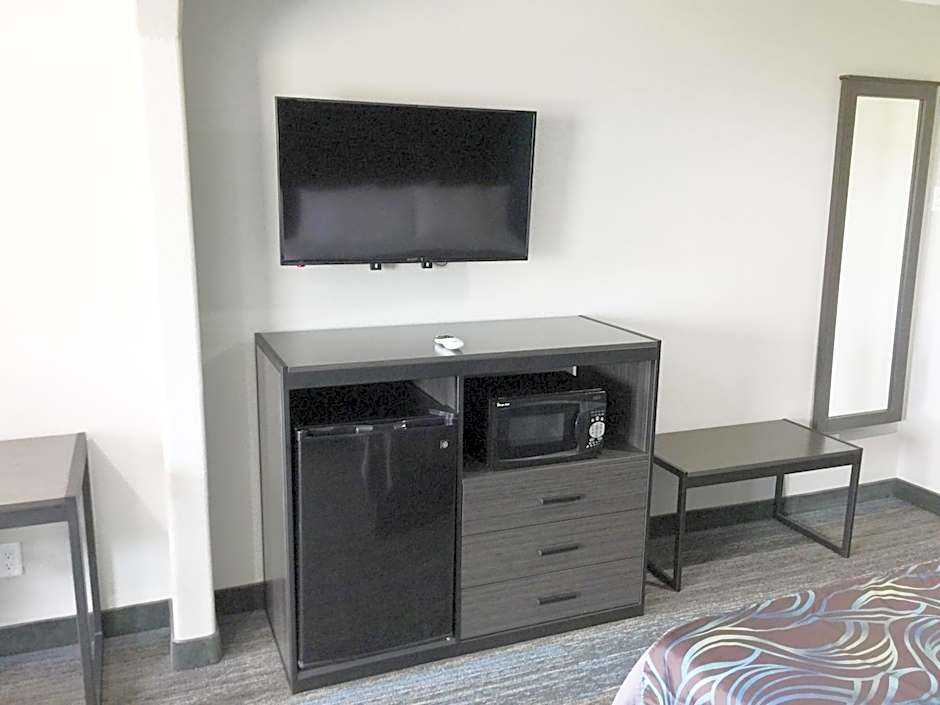 Americas Best Value Inn & Suites Mont Belvieu Houston