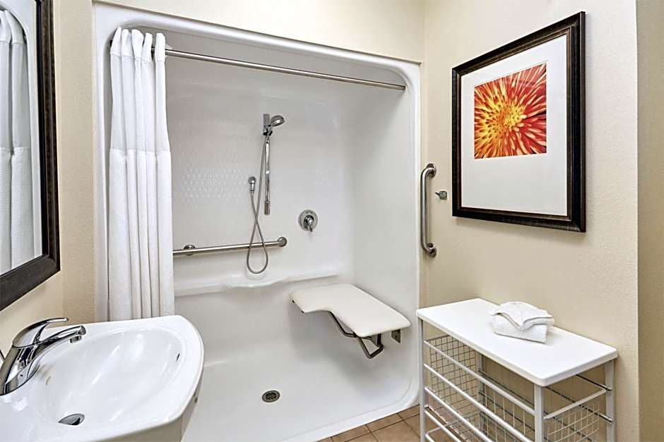 Staybridge Suites Glenview By IHG