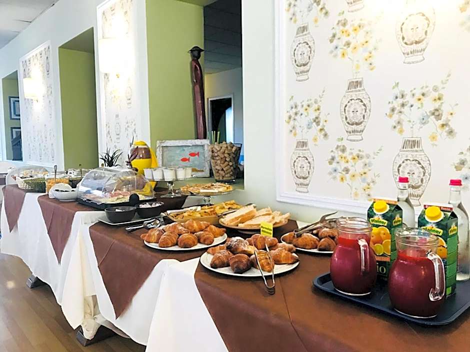 Hotel Marinella
