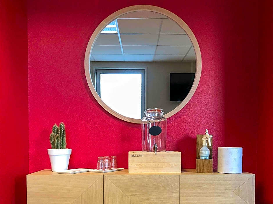 ibis Saint-Genis-Pouilly Geneve